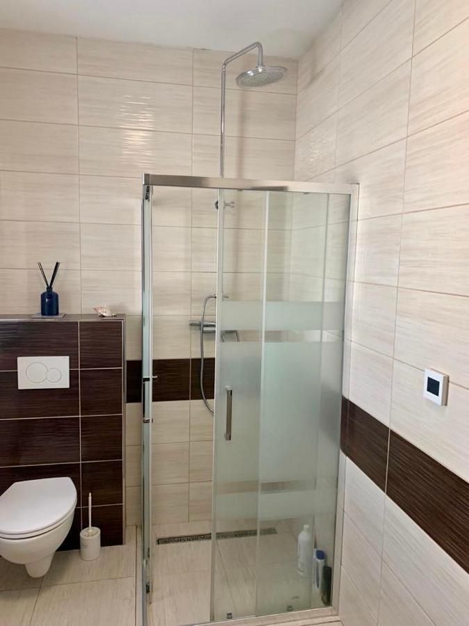 RovinkaModern 2 Bed House Near Bratislava With Parkingアパートメント エクステリア 写真
